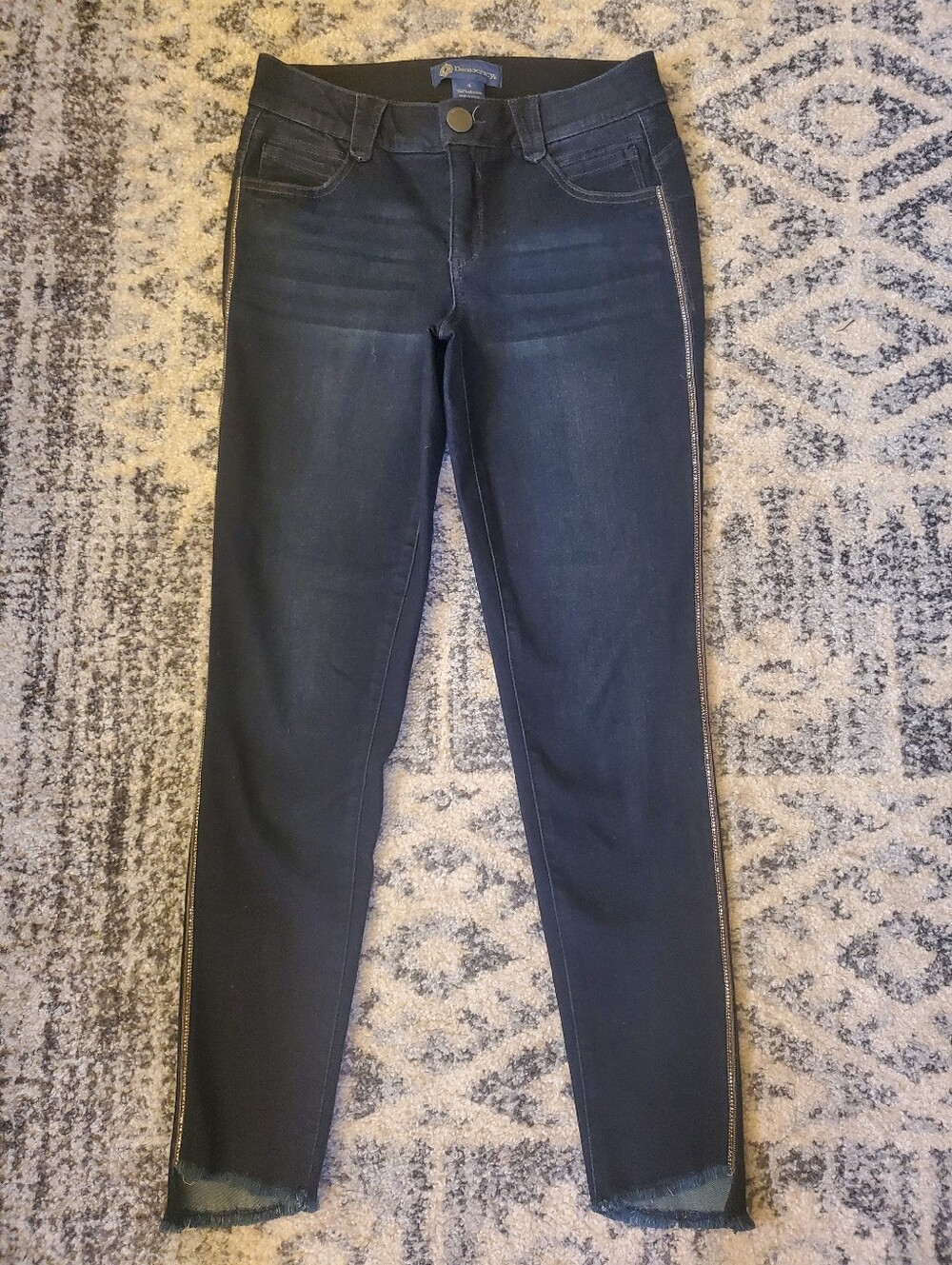 DEMOCRACY "AB" SOLUTION BLUE JEANS RHINESTONES DOWN SIDE WOMEN'S SIZE 4